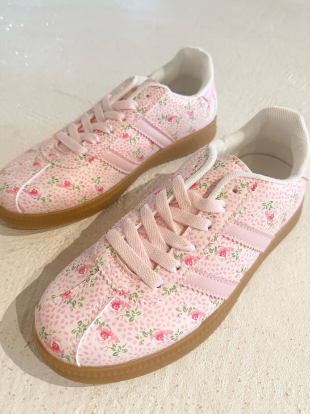 Pink Floral Low-Top Lace-Up Sneaker